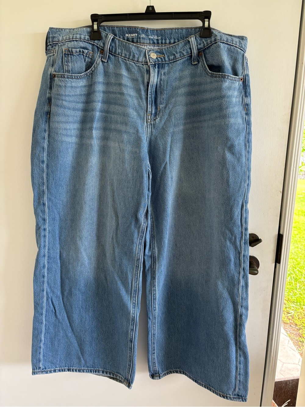 Old Navy mid rise baggy wide leg jeans